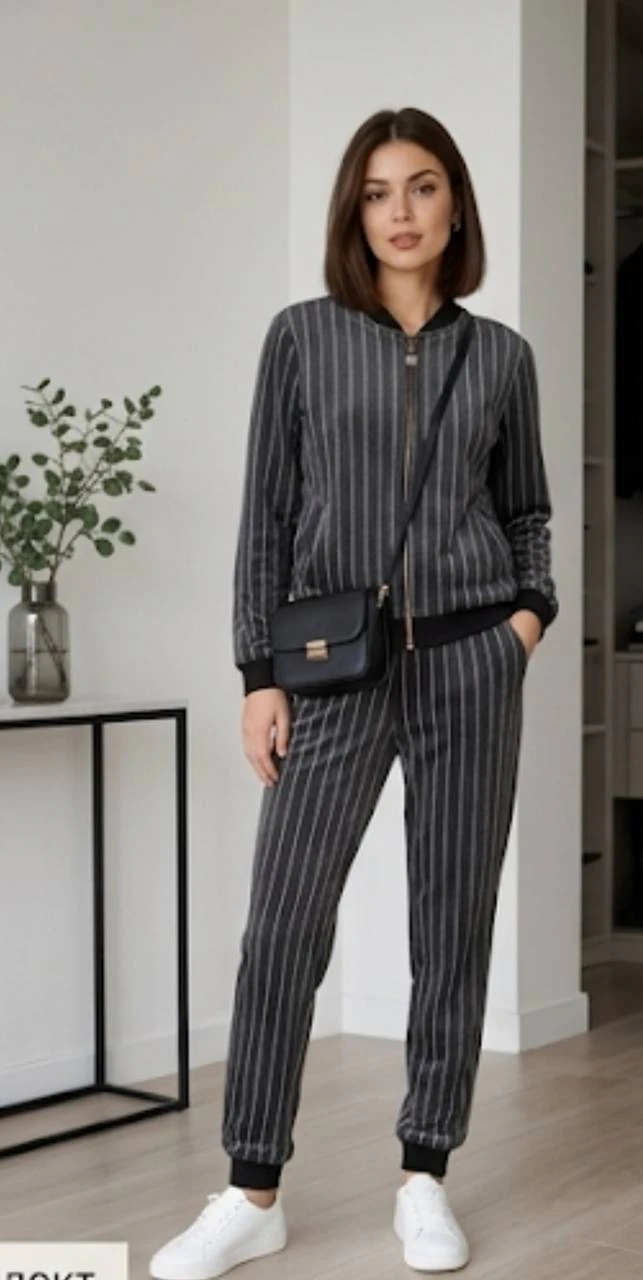 Cream Design by korea ayollar kiyimi, L — 2