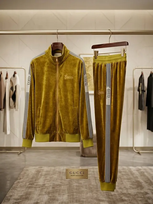Gucci Костюм, L-XL