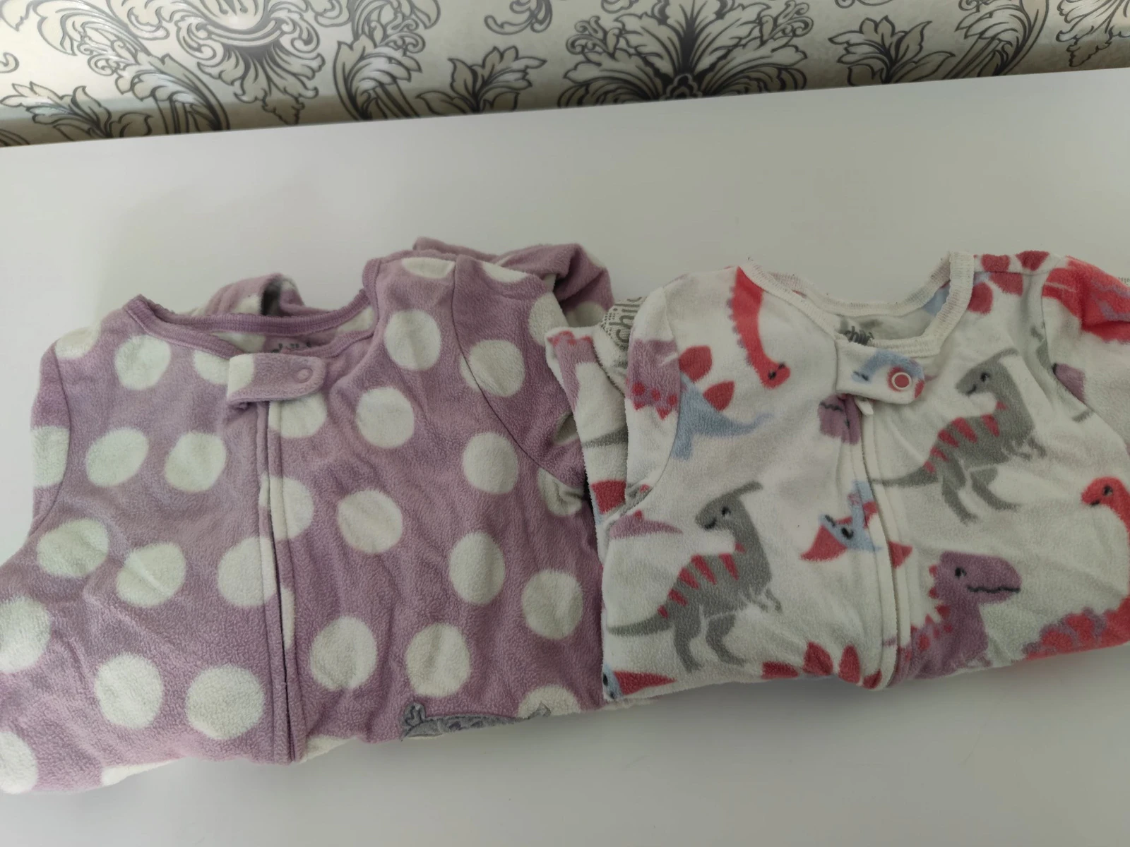 Carters Слиппера и пижамка, 2 годика — 5
