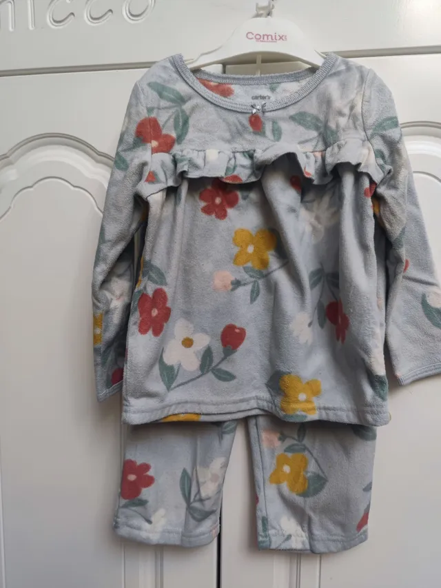 Carters Слиппера и пижамка, 2 годика