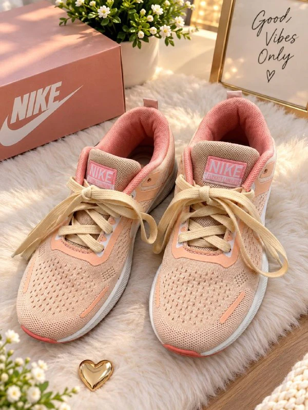 Nike oyoq kiyim, EU 38 — 1