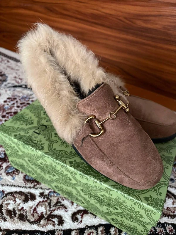 Gucci oyoq kiyim, RU 38 — 1