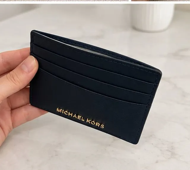Michael Kors aksessuarlar, 10x8