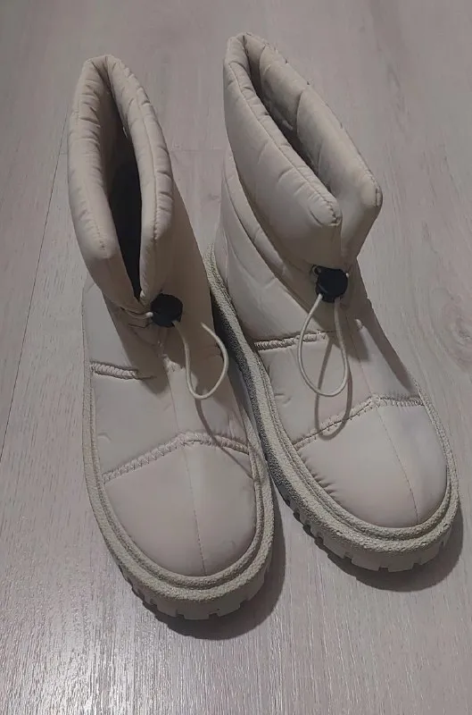 Angelina Jones shoes, EU 39