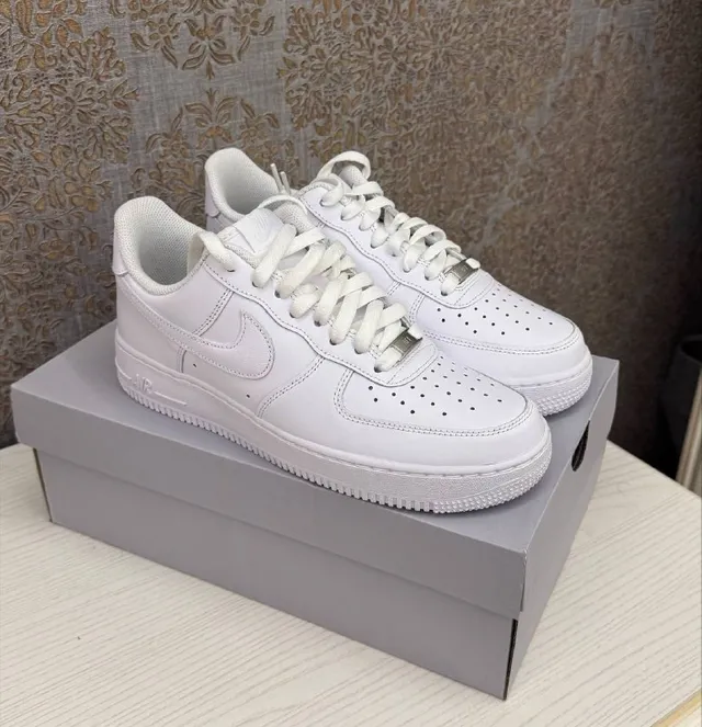 Nike Air Force 1'07, EU 42