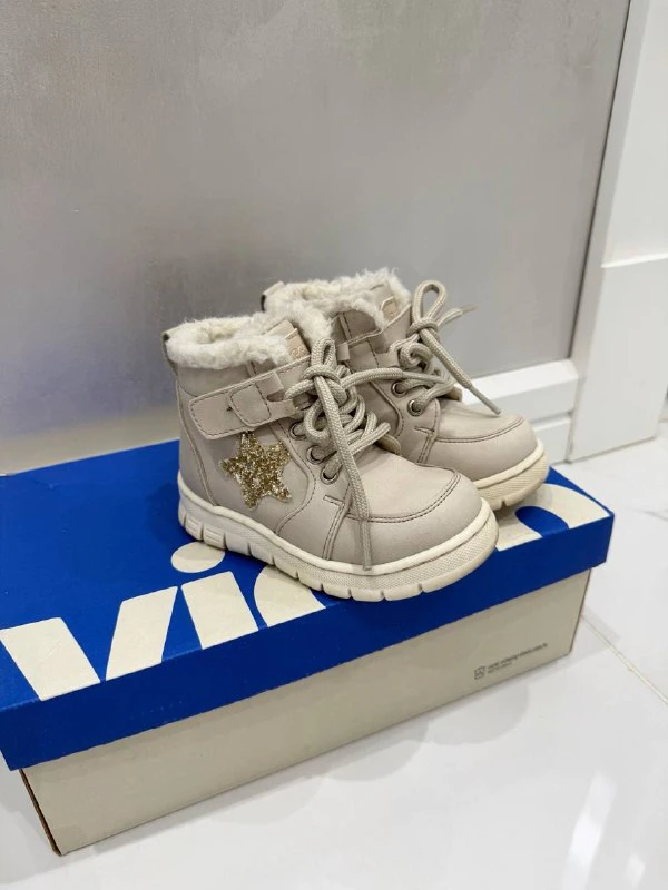 VICCO Сапожки из эко кожи с мехом утепленные, EU 23 — 2