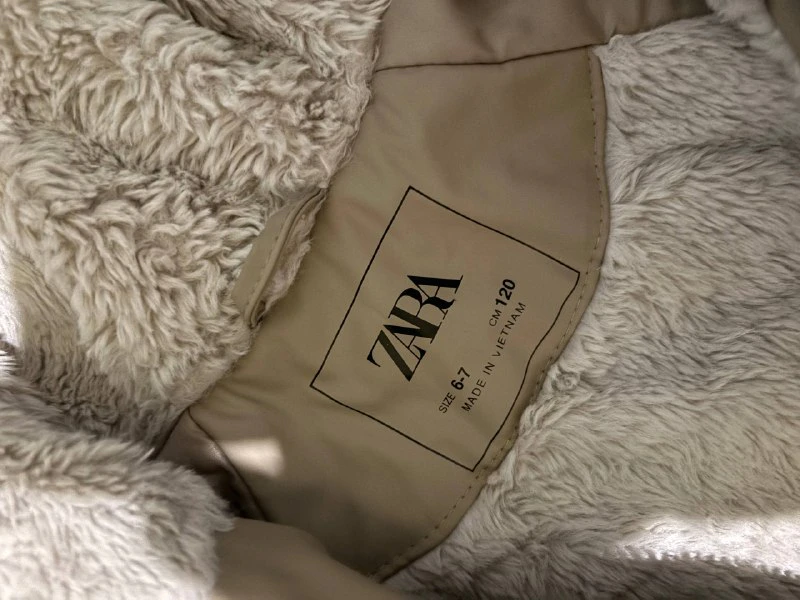 Zara куртка, 120 — 2