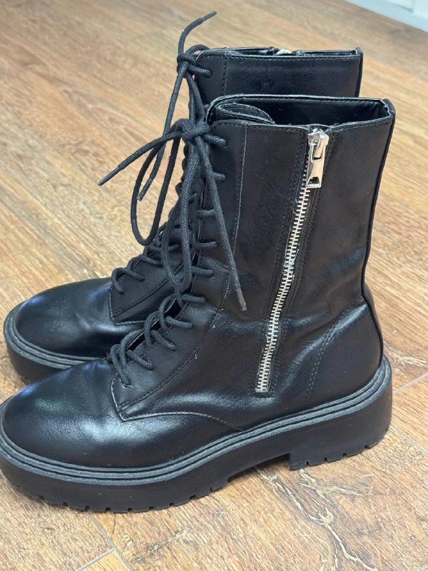 Bershka Сапоги, EU 35 — 3