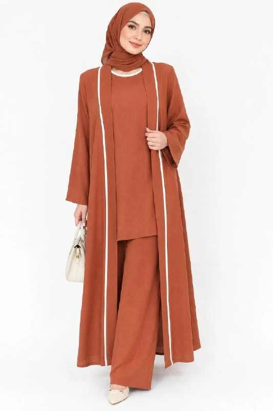 zuleyha Abaya, 46-52 — 1