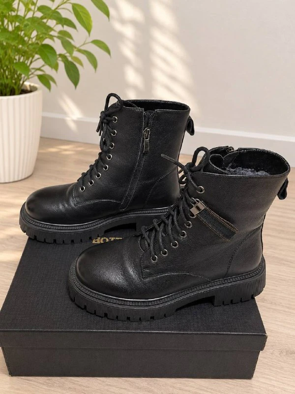 BOTTEGA VENETA Сапожки из эко кожи с мехом, EU 35 — 2